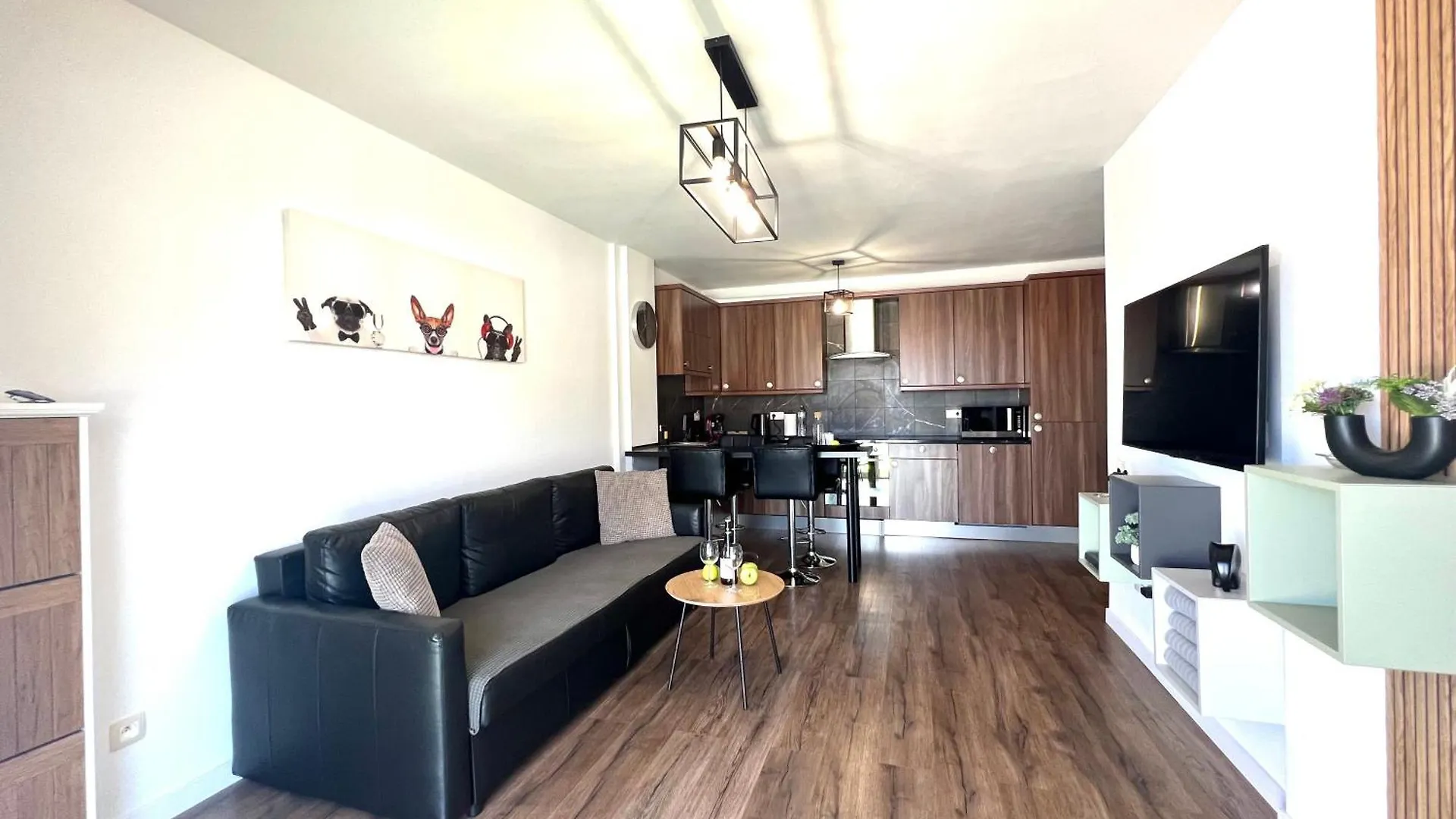 Paulmarie Apartment In Colina Blanca 阿德耶